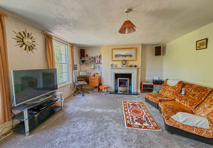 Reception Room- click for photo gallery